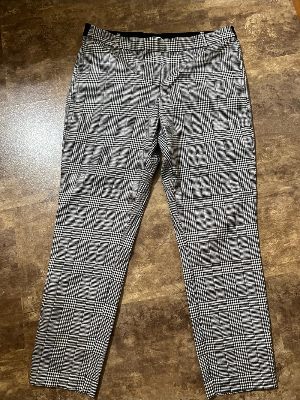 Plaid Slim Fit Dress Pants - Black & White